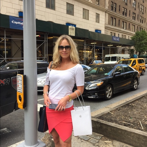 Meet your Posher, Amy - Picture 1 of 1